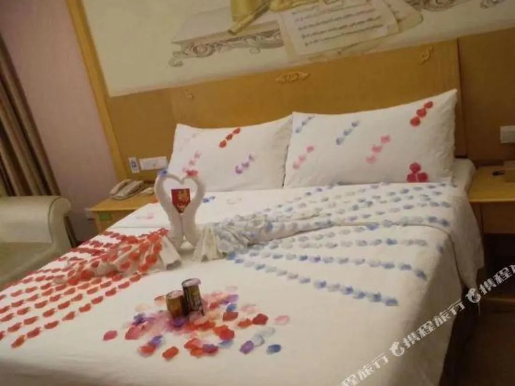 Bed in Vienna Hotel Guangdong Dongguan Zhongtang Qunying Road