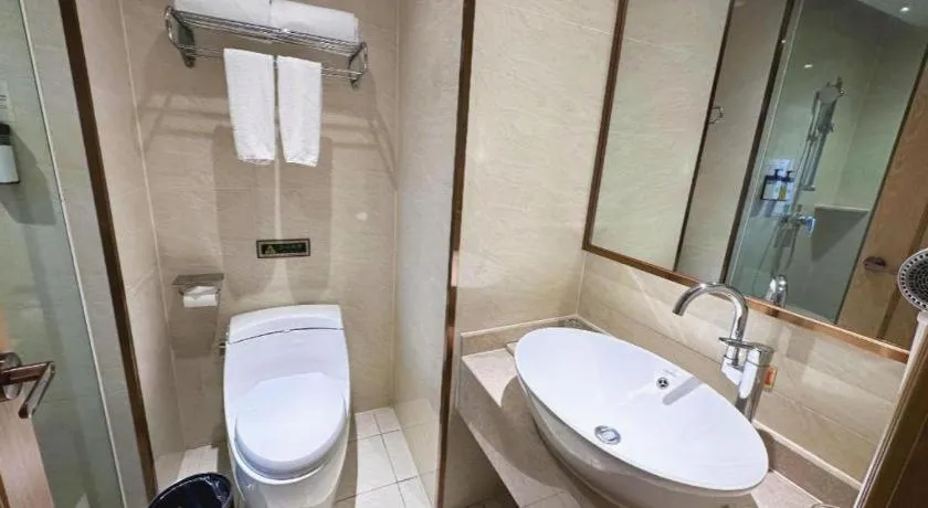 Vienna Hotel Guangdong Zhongshan South Area Passenger Station