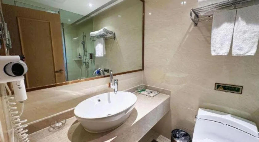 Vienna Hotel Guangdong Zhongshan South Area Passenger Station