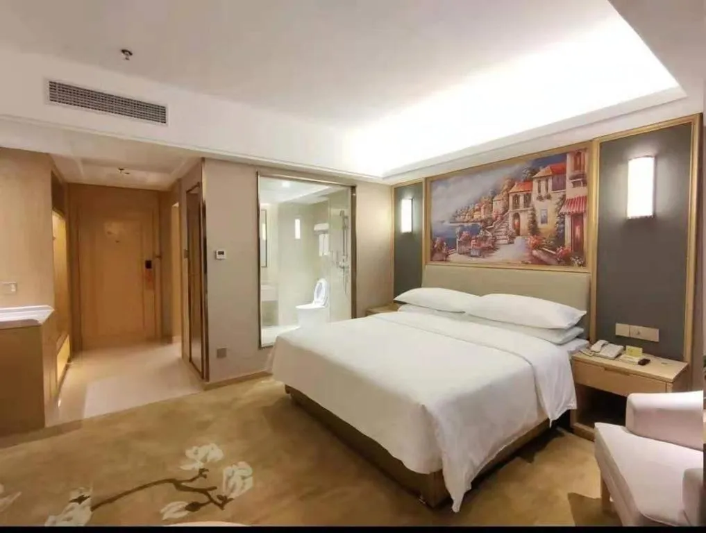 Bed in Vienna Hotel Guangdong Zhongshan South Area Passenger Station