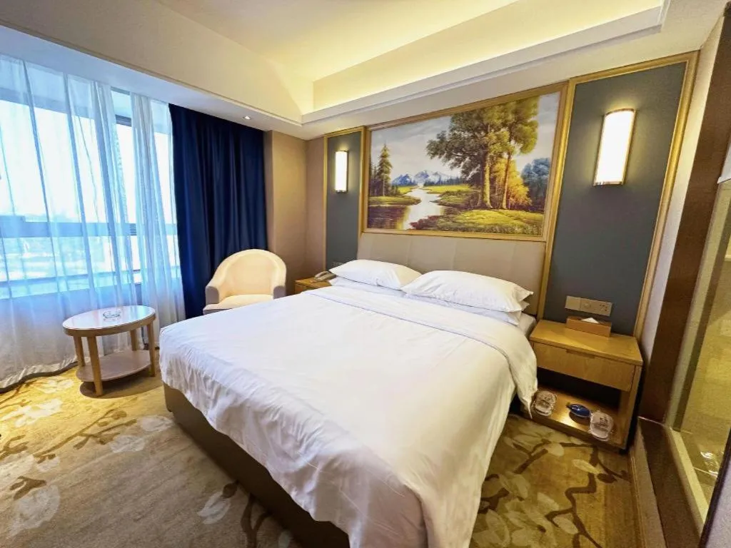 Bed in Vienna Hotel Guangdong Zhongshan South Area Passenger Station
