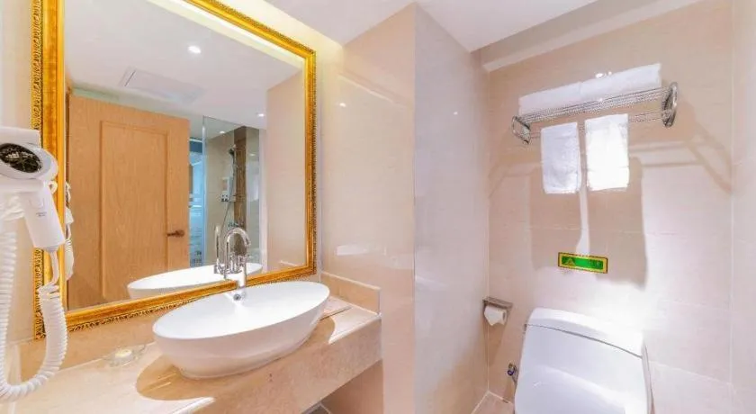 Vienna Hotel Guangdong Dongguan East Station