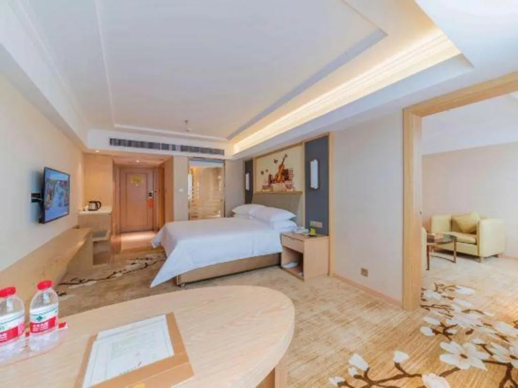 Bed in Vienna Hotel Guangdong Dongguan East Station