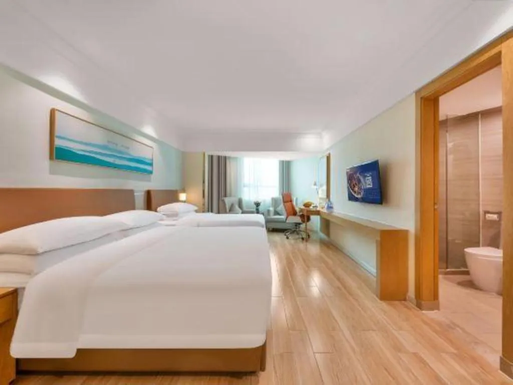 Bed in Vienna Hotel Guangdong Foshan Shunde Longjiang Material City