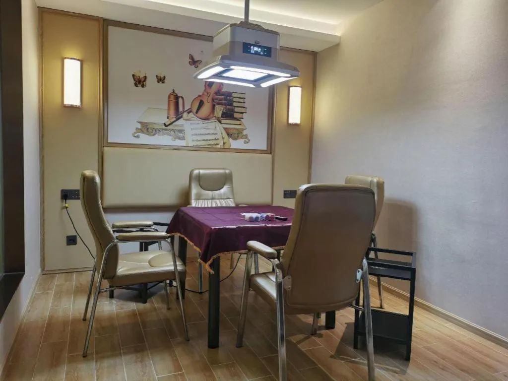 Vienna Hotel Guangdong Foshan West Station Airport Luocun