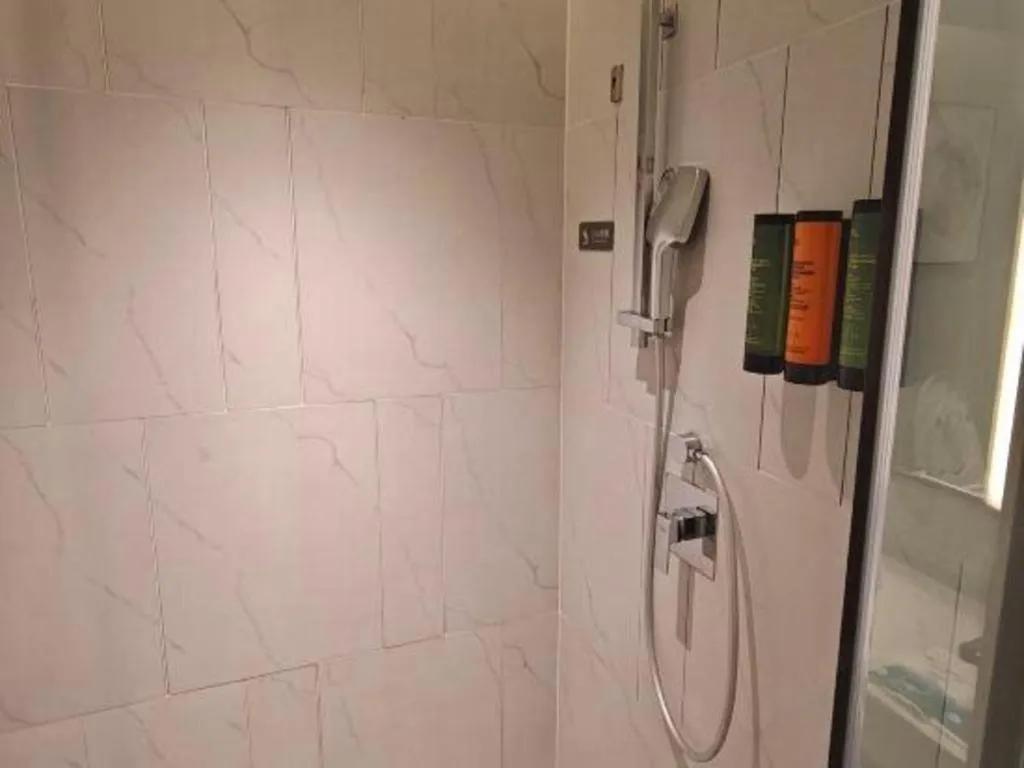 Vienna Hotel Guangdong Foshan West Station Airport Luocun