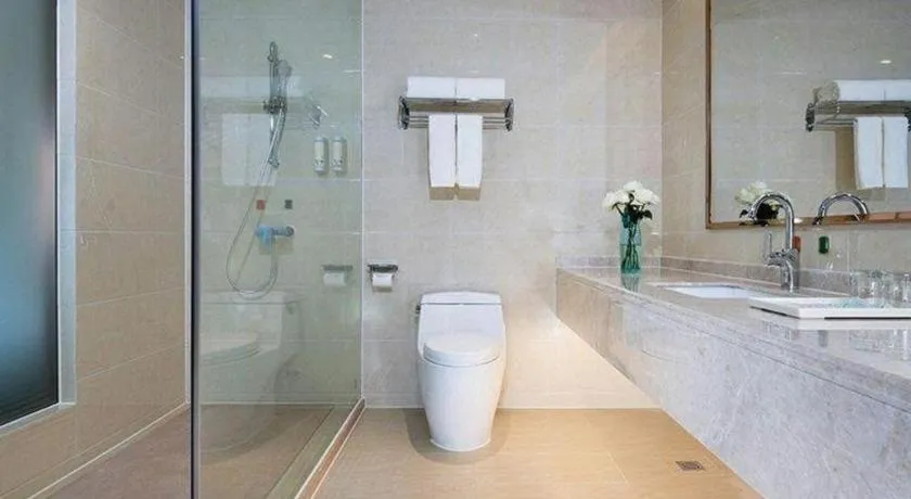 Vienna Hotel Guangdong Foshan West Station Airport Luocun