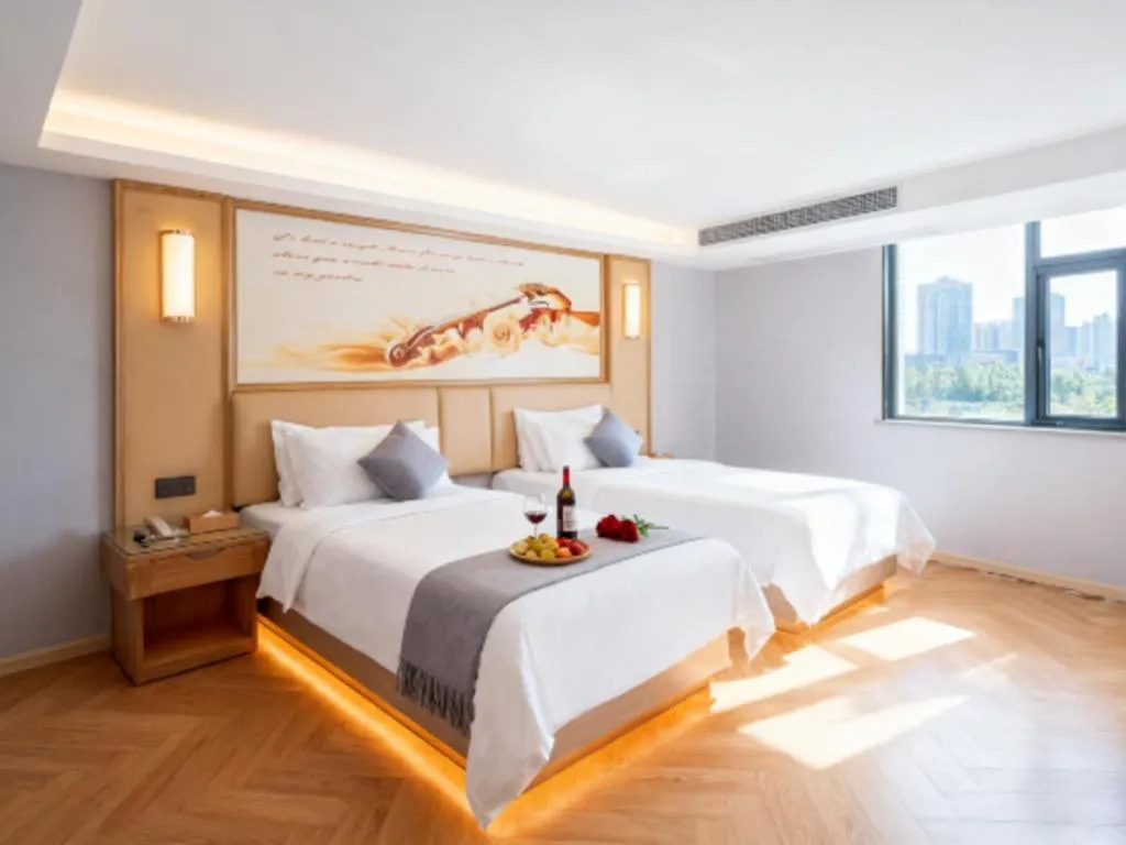 Bed in Vienna Hotel Guangdong Foshan West Station Airport Luocun