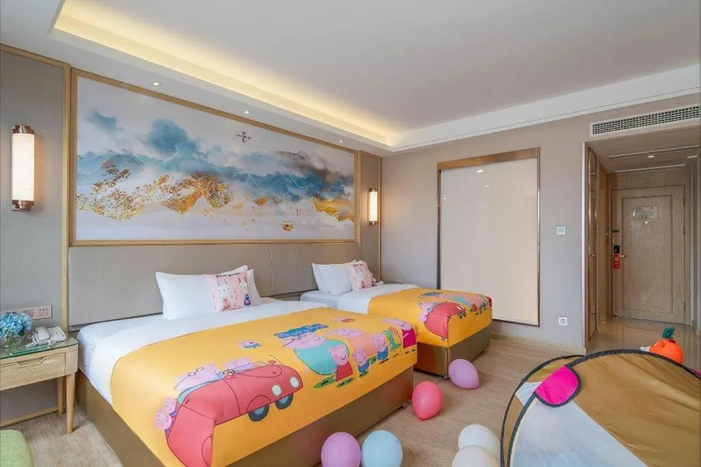 Bed in Vienna Hotel Yunnan Dali Erhai Lake