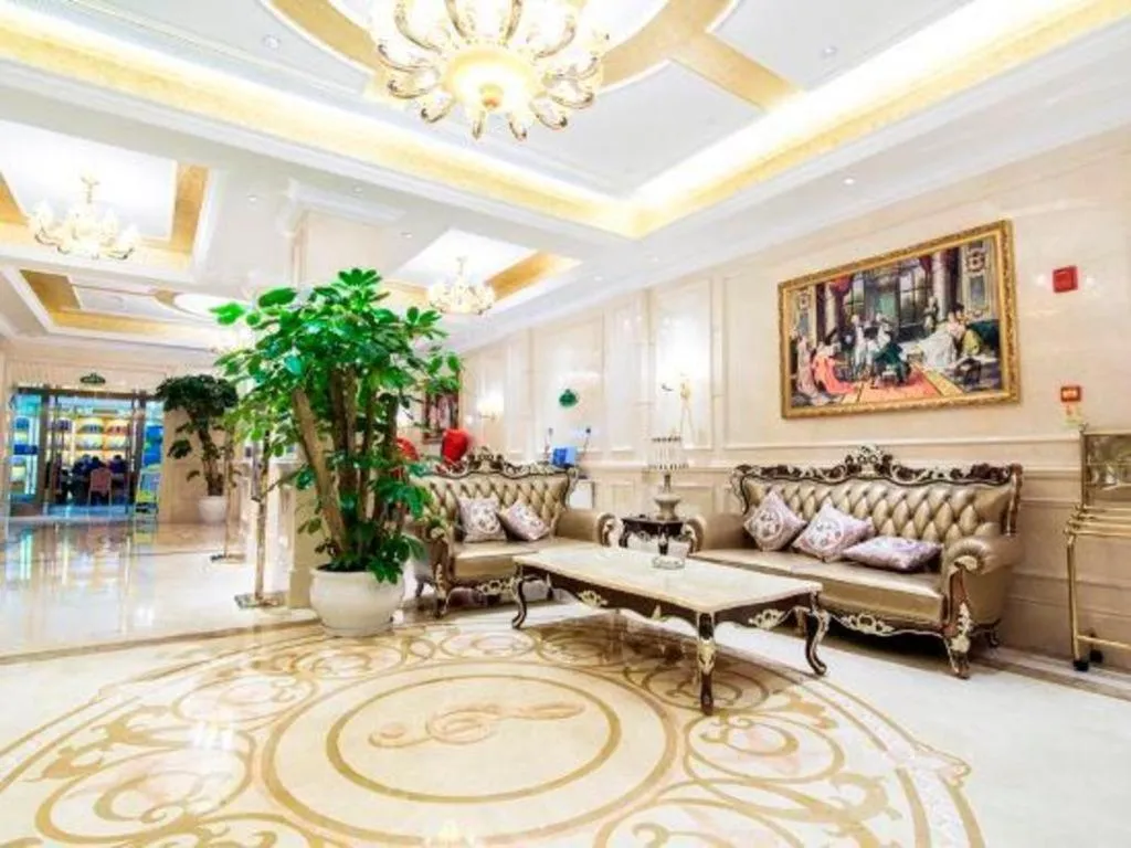 Vienna Hotel Kunming Beijing Road Chuanxin Gulou Metro Station