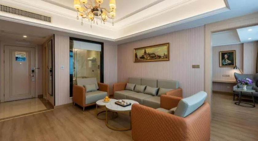 Vienna Hotel Ganzhou Economic Development Zone 1st Hospital West High-Speed Railway Station