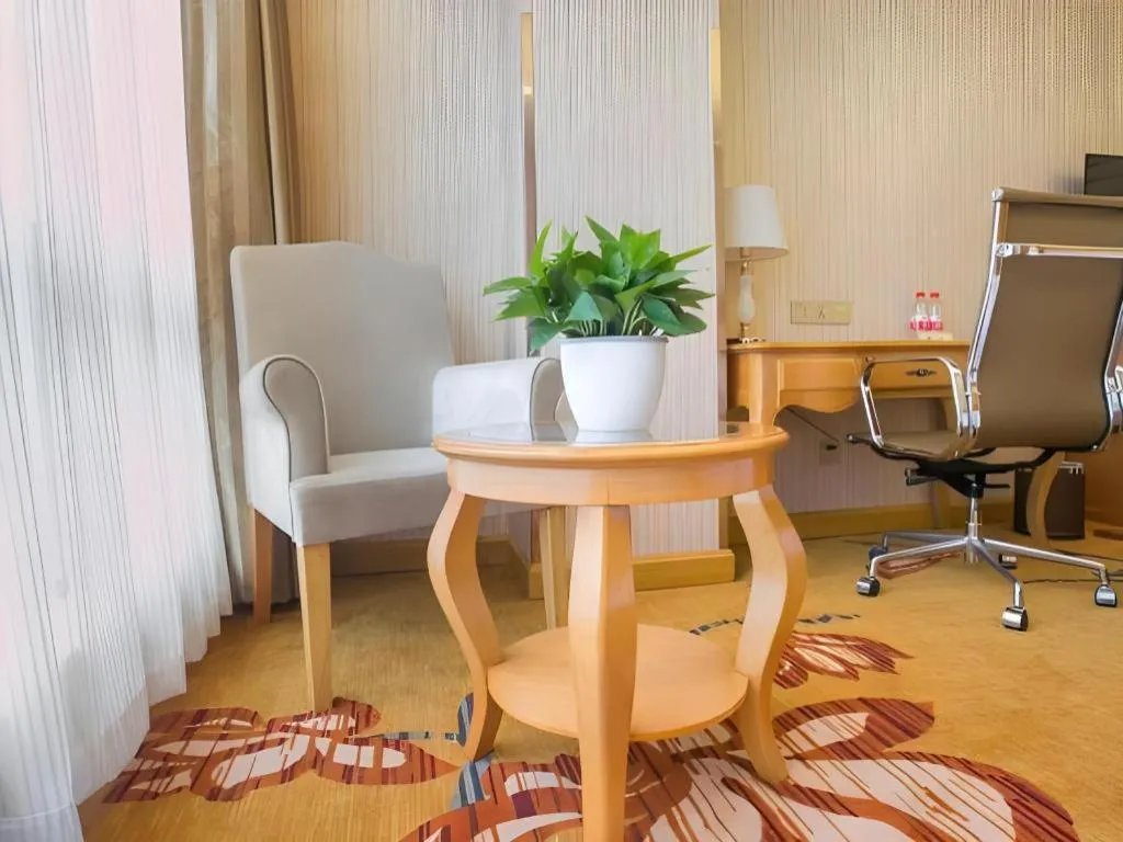 Vienna Hotel Shanghai Hongqiao National Exhibition Cente Sijing Metro Station