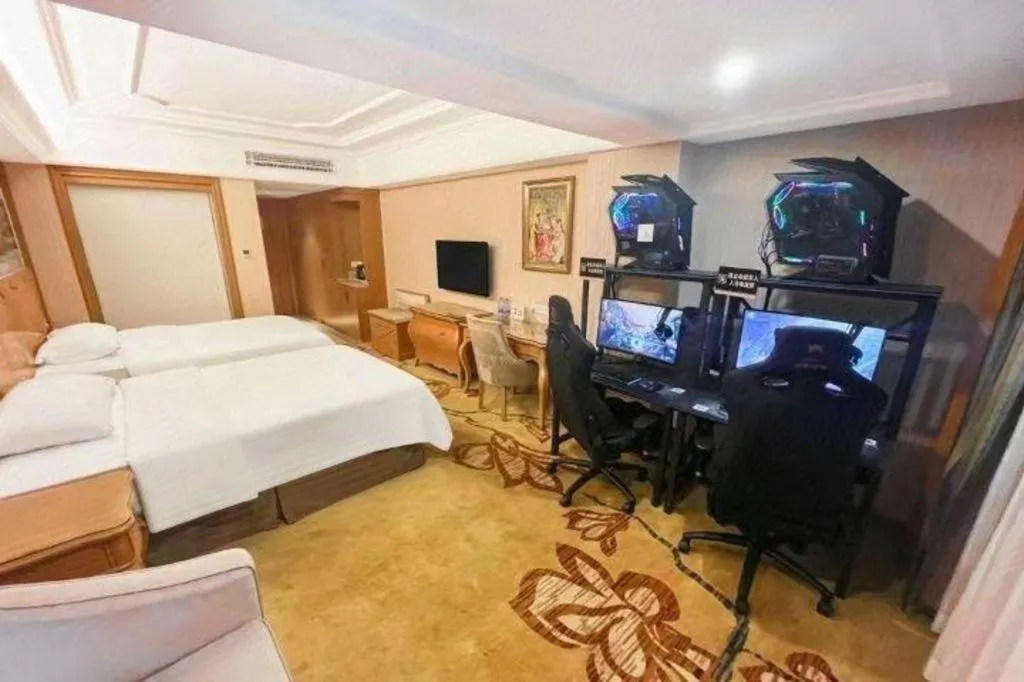 Bed in Vienna Hotel Shanghai Hongqiao National Exhibition Cente Sijing Metro Station