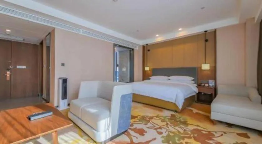 Bed in Venus Royal Hotel Ordos Yijinhuoluo Banner Olympic