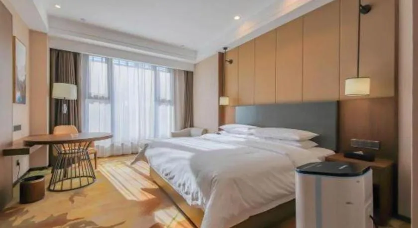 Bed in Venus Royal Hotel Ordos Yijinhuoluo Banner Olympic