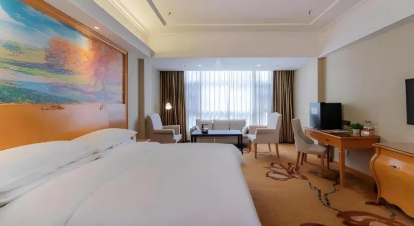 Bed in Vienna Hotel Guangdong Shaoguan Renhua Danxiashan County Center