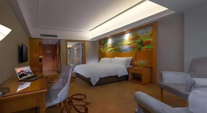 Bed in Vienna Hotel Guangdong Shaoguan Renhua Danxiashan County Center