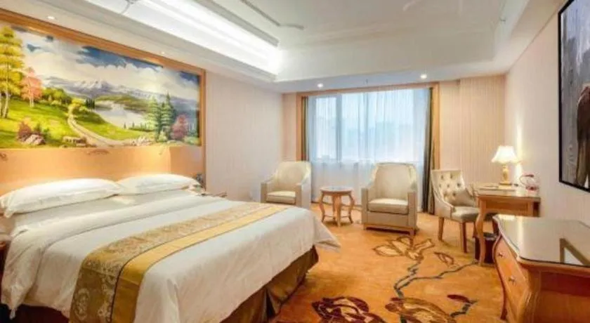 Bed in Vienna Hotel Chengdu Chadianzi Toursim Center