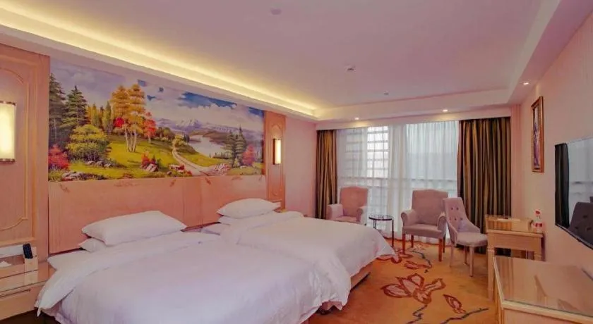 Bed in Vienna Hotel Chengdu Chadianzi Toursim Center