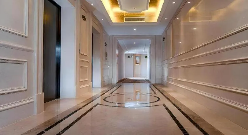 Vienna Hotel Chengdu Chadianzi Toursim Center