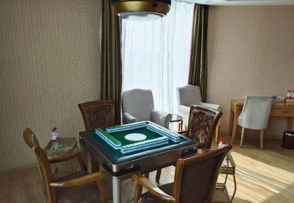 Vienna Hotel Chengdu Chadianzi Toursim Center