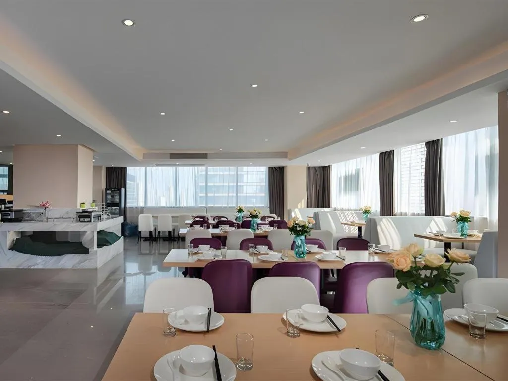 Vienna Hotel Nanchang West Station Guobo Metro Station