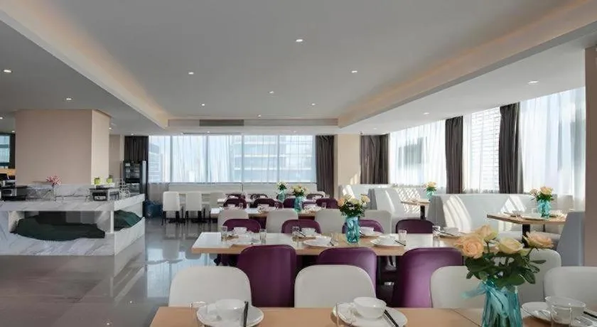 Vienna Hotel Nanchang West Station Guobo Metro Station