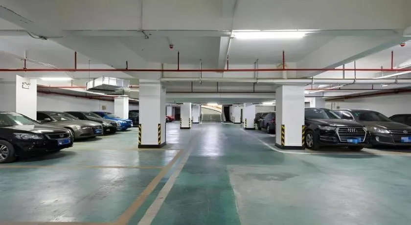 Vienna Hotel Guangdong Zhaoqing Sihui Center Jade Expo Market