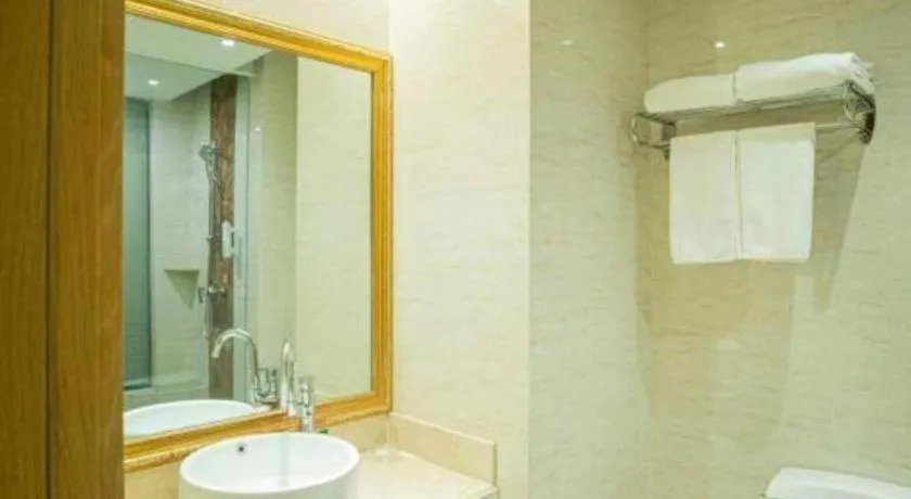 Vienna Hotel Shandong Linyi Mengyin