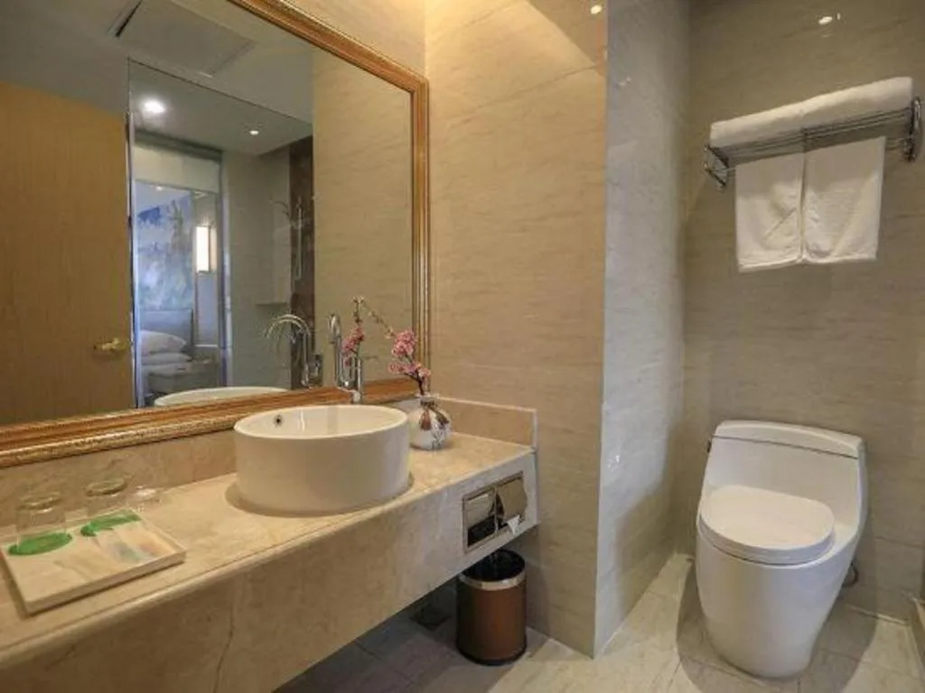 Vienna Hotel Shandong Linyi Mengyin