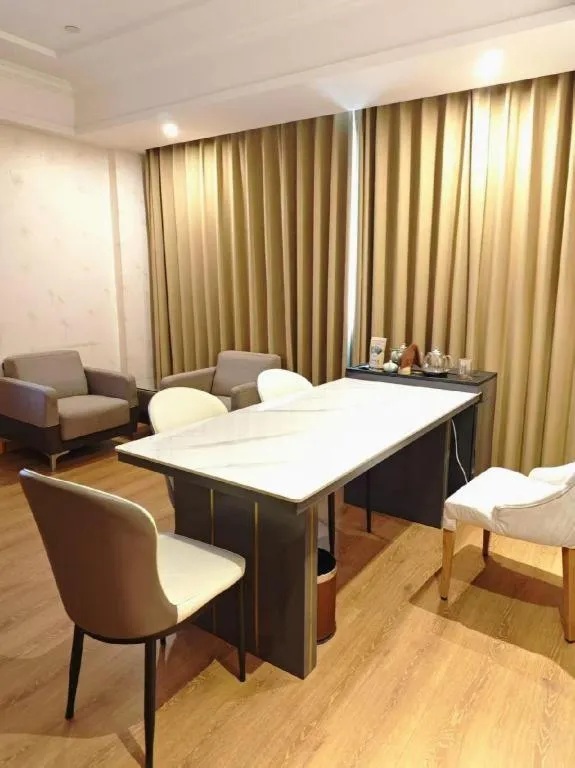 Vienna Hotel Hubei Enshi Railway Station