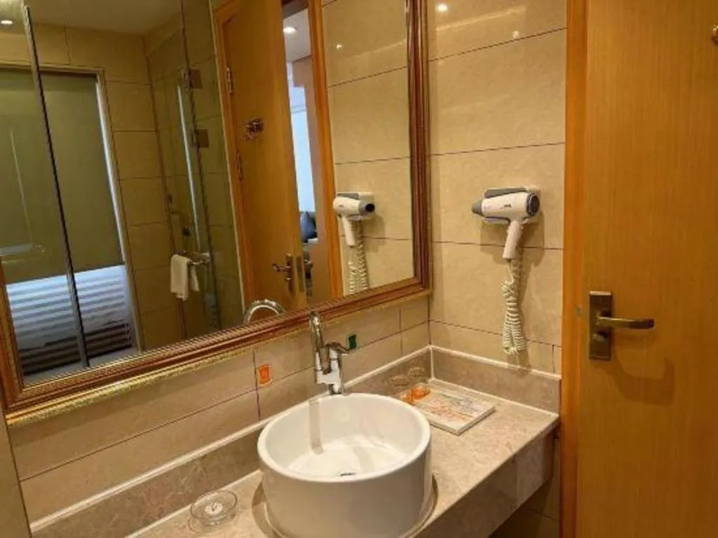 Vienna Hotel Guangdong Zhaoqing Sihui Tianguangxu