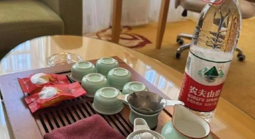 Vienna Hotel Guangdong Zhaoqing Sihui Tianguangxu