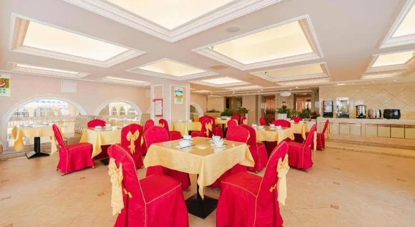 Vienna Hotel Guangdong Shantou South Bus Station