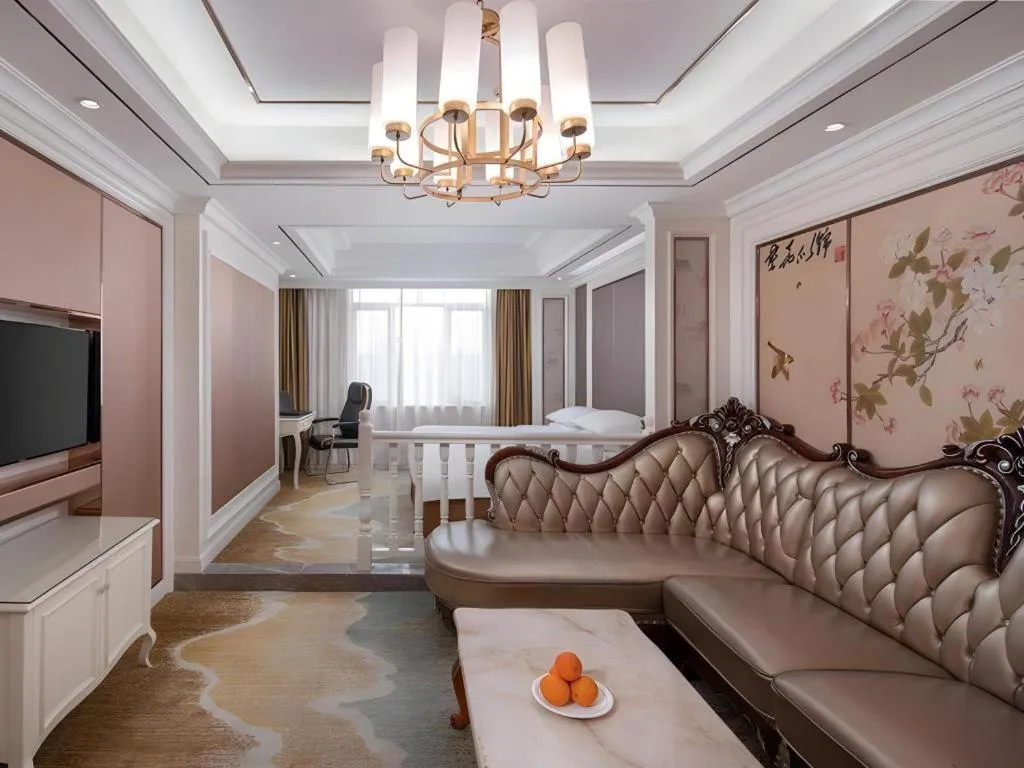 Vienna Hotel Guangdong Shantou South Bus Station