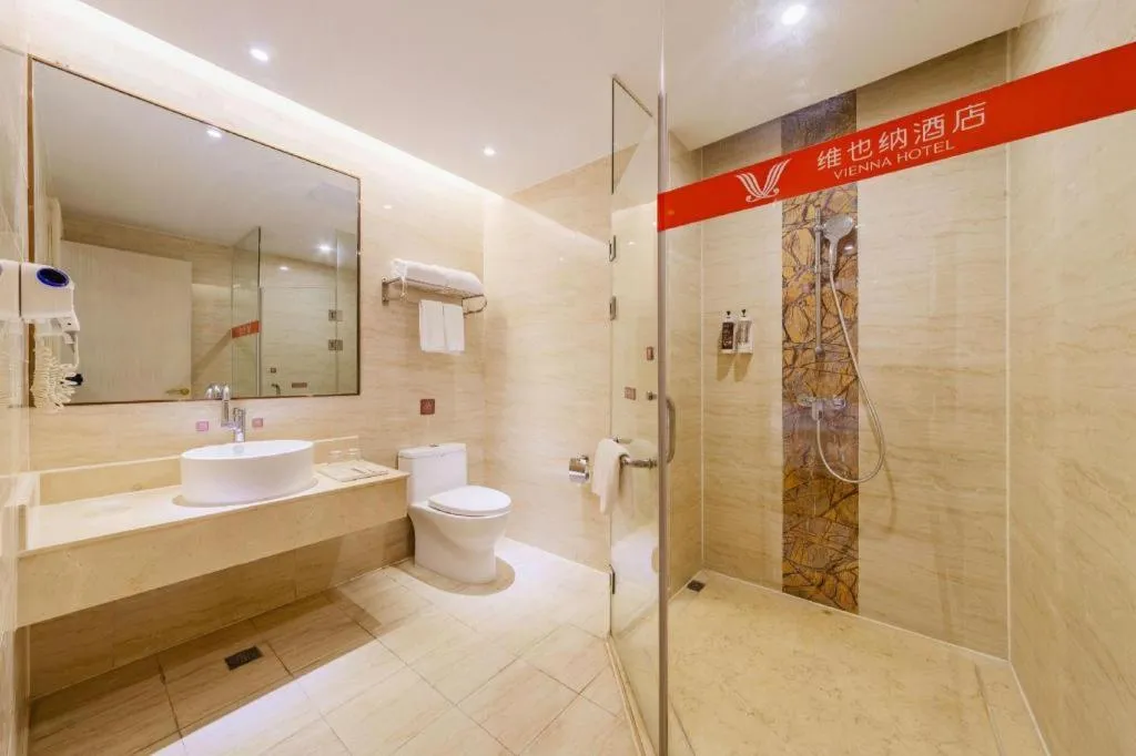 Vienna Hotel Guangdong Shantou South Bus Station