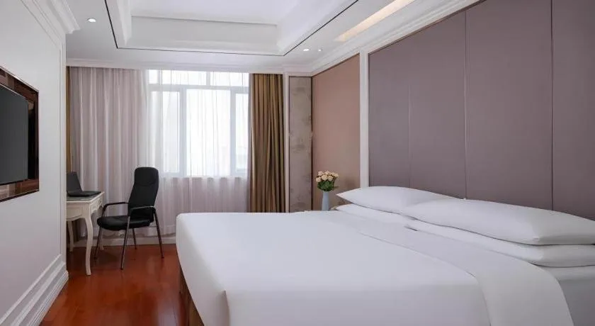 Bed in Vienna Hotel Guangdong Shantou South Bus Station