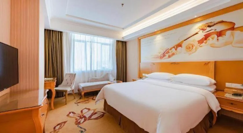 Bed in Vienna Hotel Guangdong Shantou South Bus Station