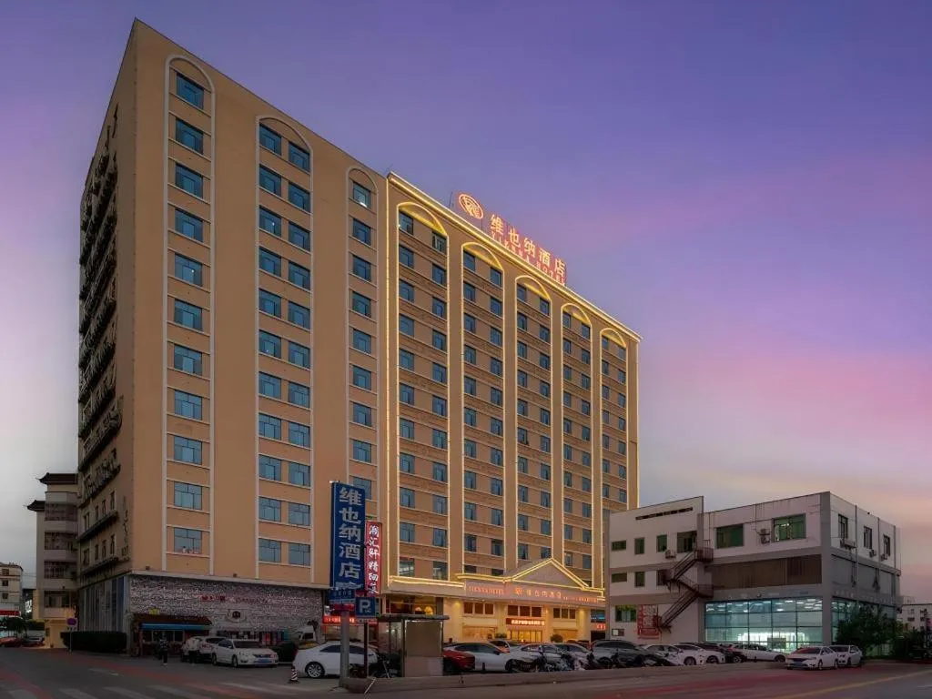 Vienna Hotel Guangdong Shantou South Bus Station