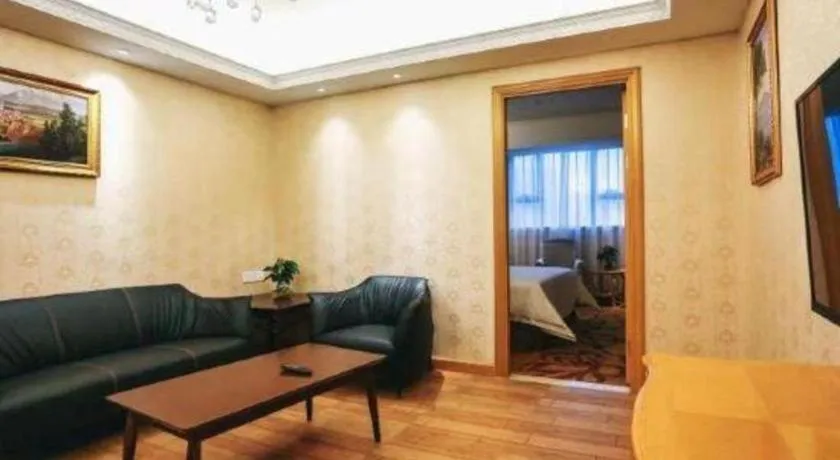 Vienna Hotel Shenzhen Longhua Good Day