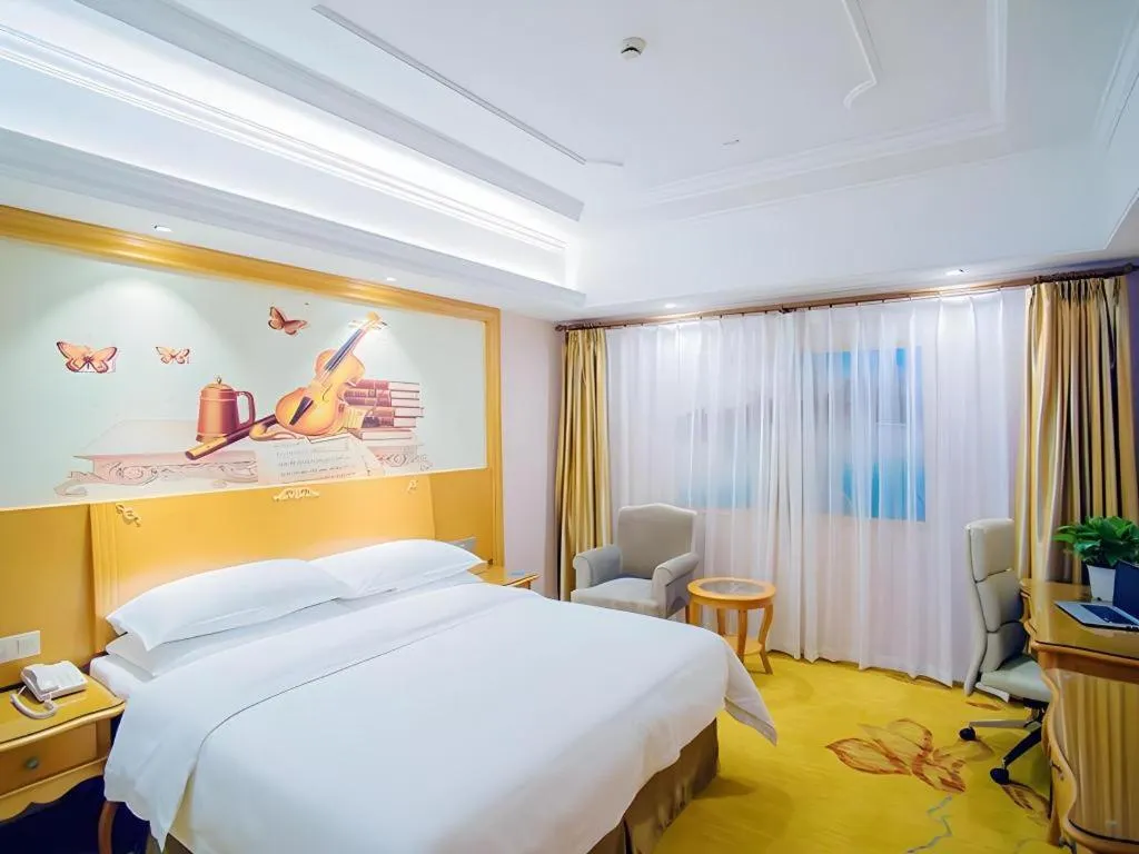 Bed in Vienna Hotel Shanghai Songjiang Market Miaoqian Street