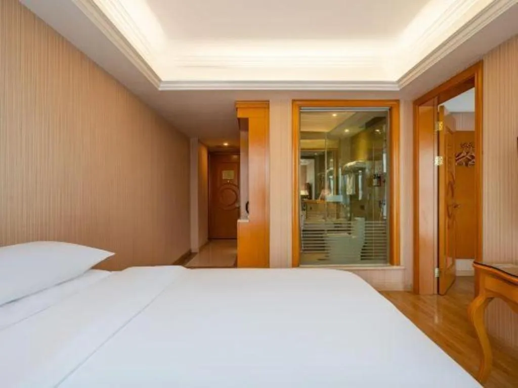 Bed in Vienna Hotel Chongqing West Station Southwesten Hospital