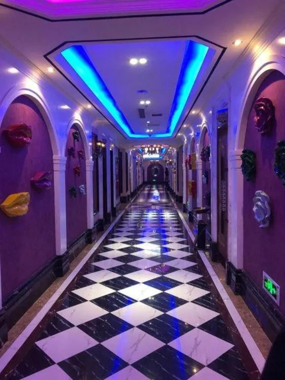 Vienna Hotel Chongqing West Station Southwesten Hospital