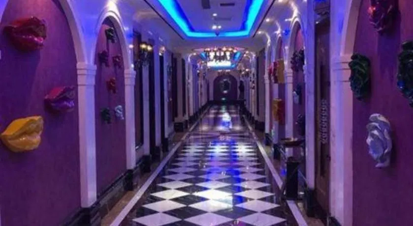 Vienna Hotel Chongqing West Station Southwesten Hospital