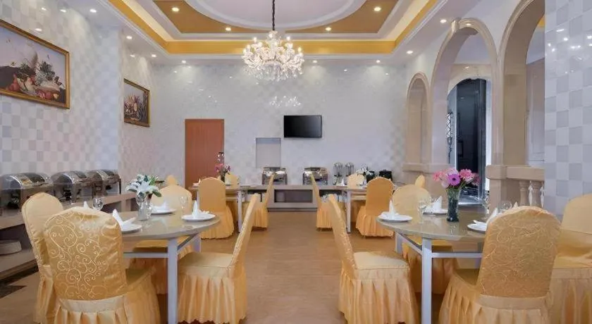 Vienna Hotel Chongqing West Station Southwesten Hospital