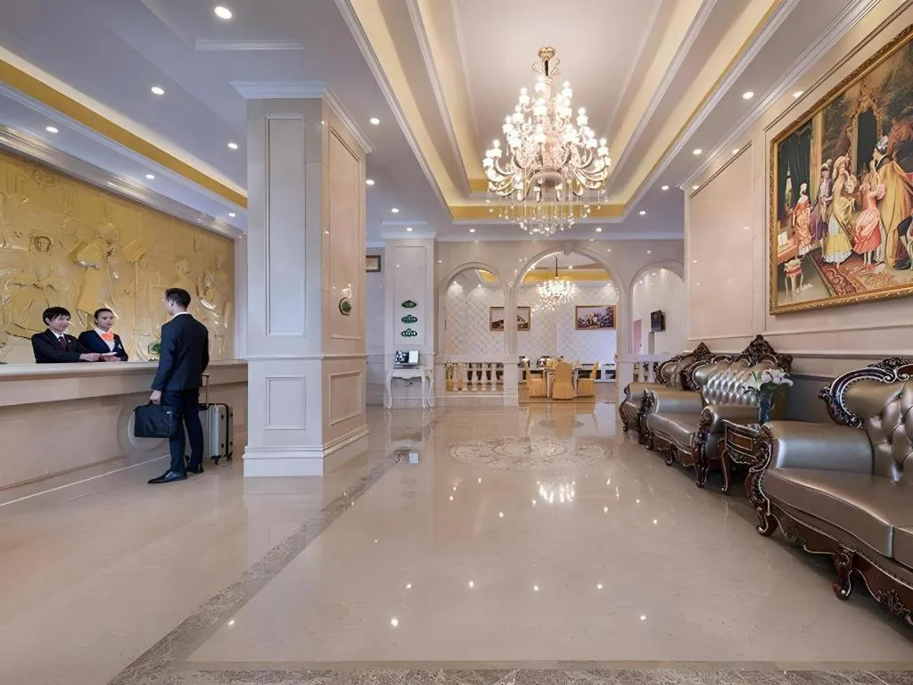 Vienna Hotel Chongqing West Station Southwesten Hospital