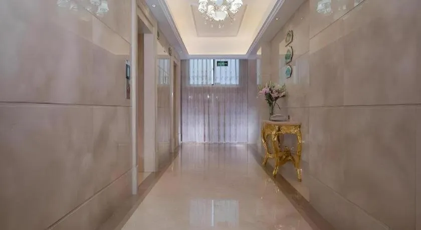 Vienna Hotel Nanning Anji Wanda 33rd Middle School Metro Station