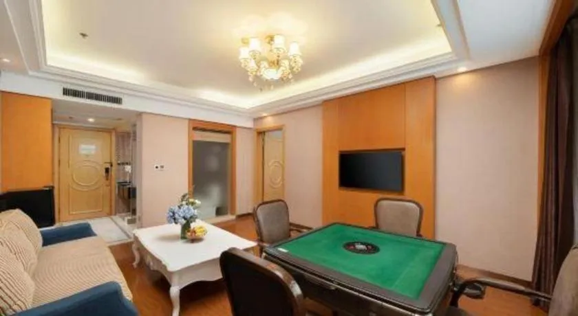 Vienna Hotel Nanning Anji Wanda 33rd Middle School Metro Station