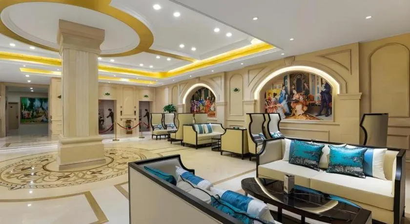 Vienna Hotel Wuhan Guobo Jiangang Metro Station