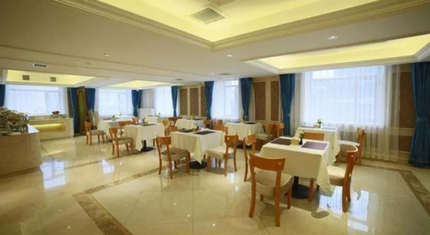 Vienna Hotel Jilin Dunhua High-Speed Railway Station